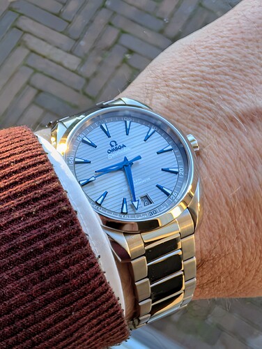 PXL_20251225_083317734~2