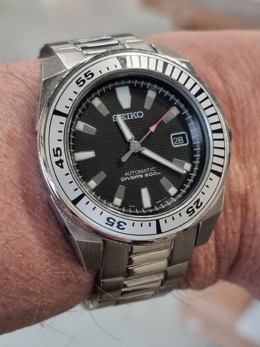 17695957480163644779726504393142