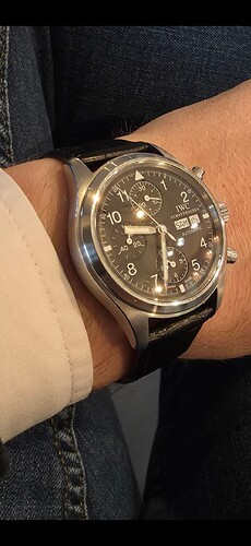 Screenshot_20251115_093405_Gallery