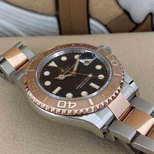 yacht-master_126621_blackdial_10474_14