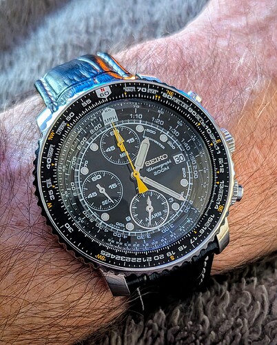 PXL_20251130_122332637.MACRO_FOCUS~2