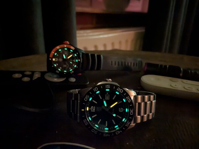 PXL_20250929_002333353