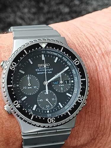 17620025768972975376848704149605