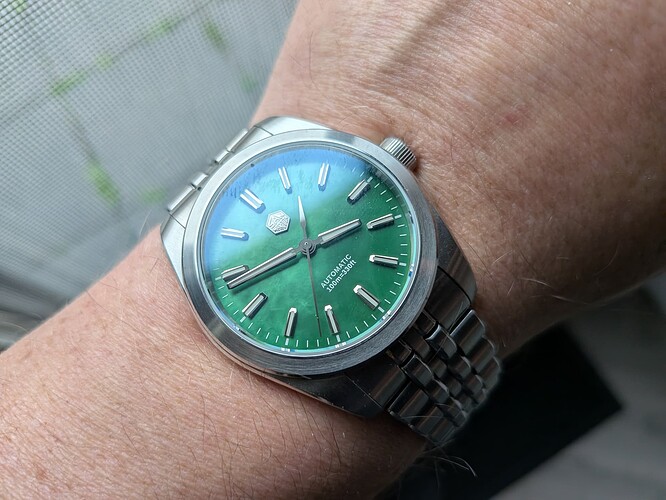 PXL_20251108_144838115.MACRO_FOCUS