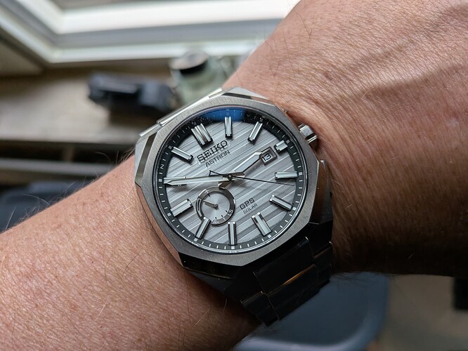 PXL_20250913_124924644.MACRO_FOCUS