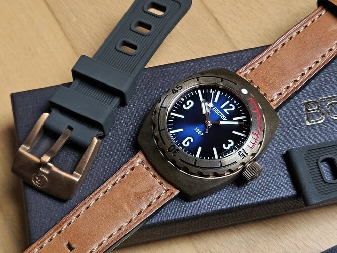 6170141-de6c9317801862f84efa7c96a09d7278