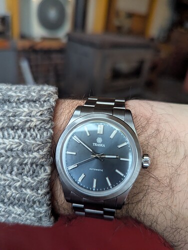 PXL_20251208_135201681