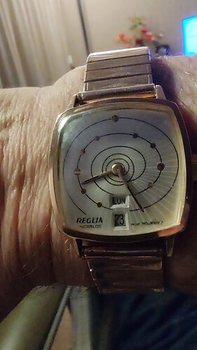 17718747371181390001714374852407