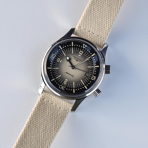 Longines-Legend-Diver-Gradient-Dials-2022-Collection-42mm-sand-beige-L3.774.4.30.2-1