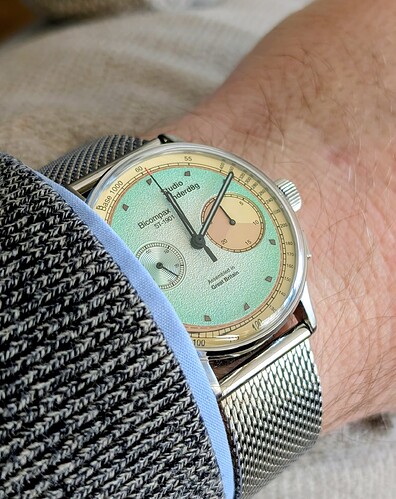 PXL_20251221_110956498~2