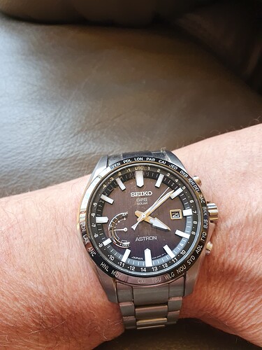 Seiko Astron paars