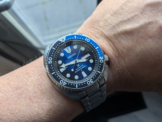 PXL_20251026_144705238.MACRO_FOCUS