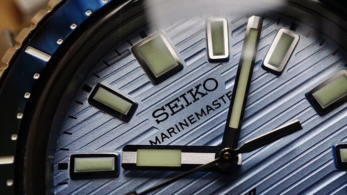 E434AB25-4F36-412E-A694-A0CF69CE760C_1_105_c