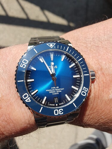 Oris qauis 400
