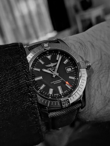 Picsart_25-12-10_10-10-14-569