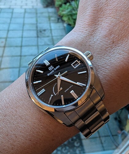 PXL_20251031_062545307~2