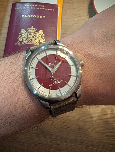 PXL_20251112_125547780~2