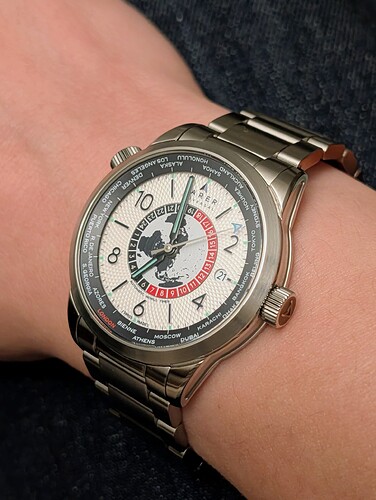 PXL_20251121_055747182~2