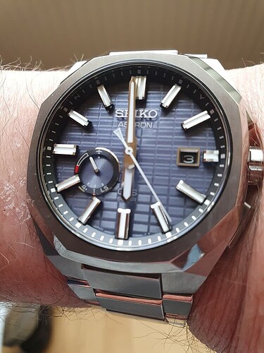 Astron blauw