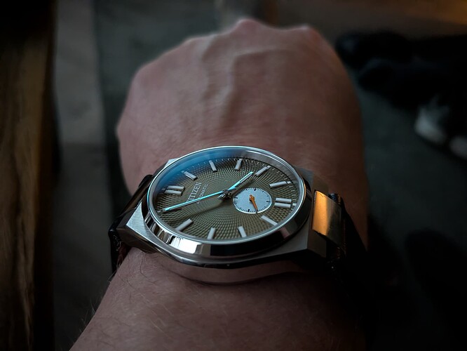 PXL_20251119_145339649.MACRO_FOCUS