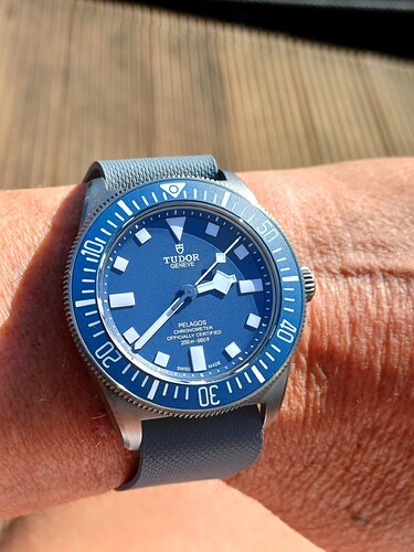 17761702832821342219667660176576