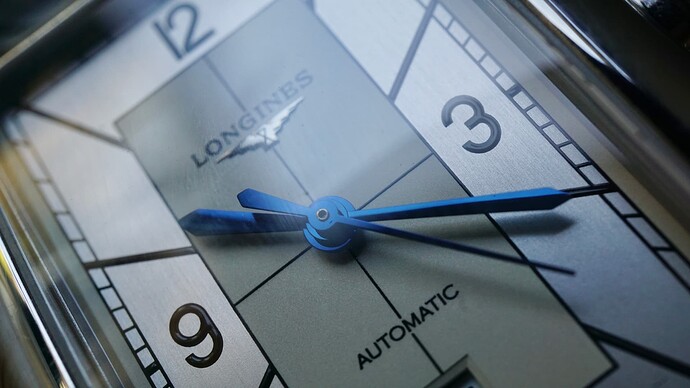 AEC35F20-1215-4613-B97E-EBB8D3E92D15_1_201_a