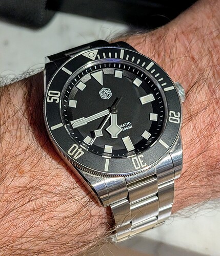 PXL_20251221_174440815