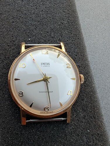 PXL_20260429_190048495