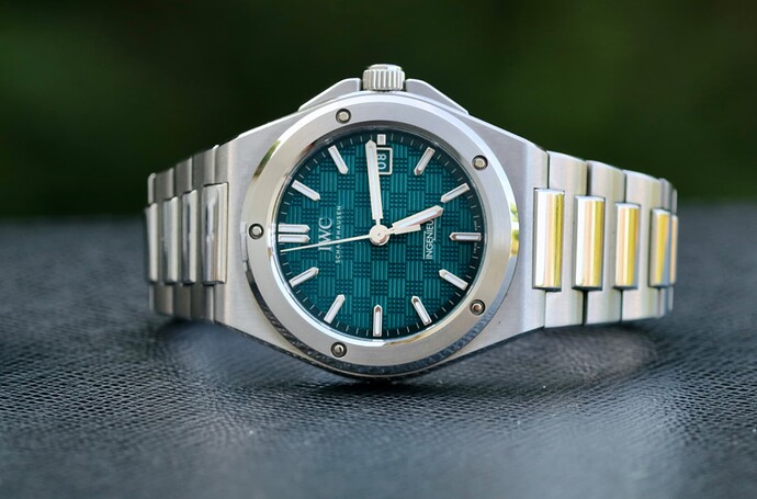 iwc_9077971