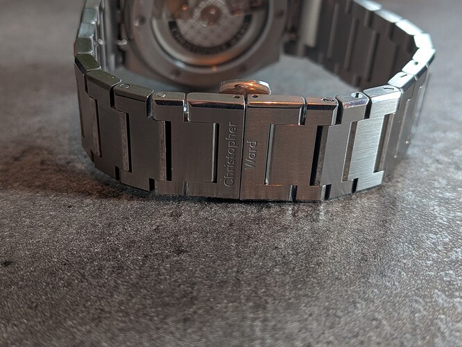 PXL_20251214_084945859