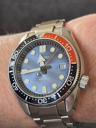 1772966617799324958885575943294