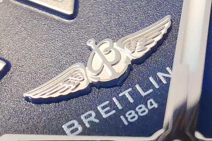 Picsart_25-11-25_10-12-32-578