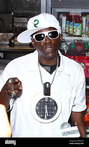 former-public-enemy-member-and-reality-star-flavor-flav-attends-the-grand-opening-of-his-new-restaurant-flavor-flav-house-of-flavor-takeout-restaurant-the-rapper-who-turns-53-tomorrow-makes-anothe