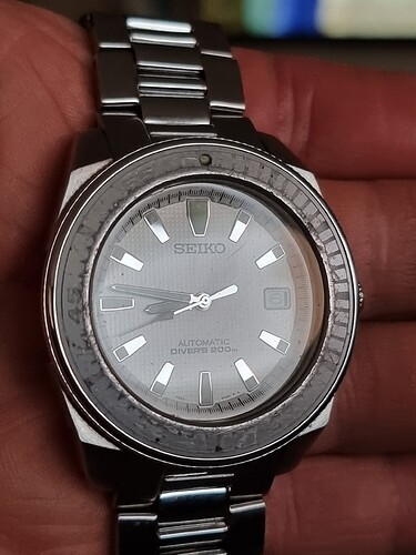 17545059275528809859718343597918