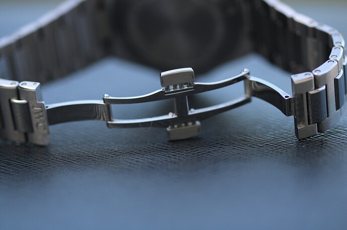 iwc_9078016