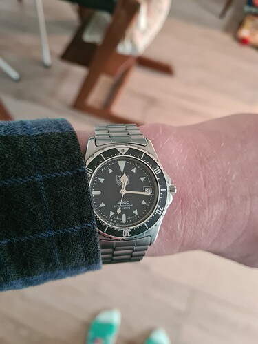 176104173724864893793175456582