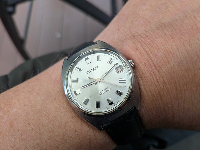 PXL_20251011_071142114.MACRO_FOCUS