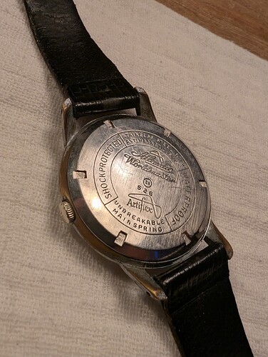 PXL_20260429_192659611