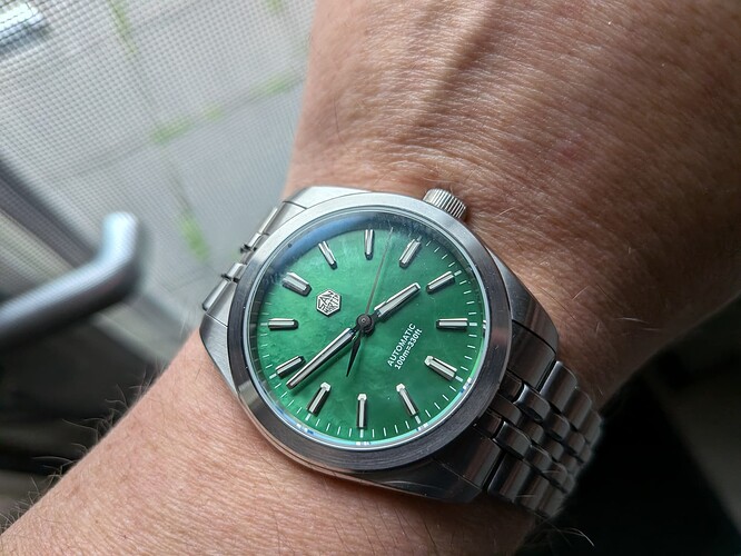 PXL_20251108_144814068.MACRO_FOCUS