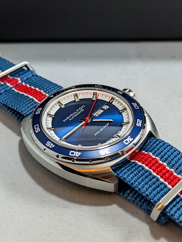 PXL_20251115_171501657