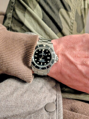 PXL_20251130_060105851~2