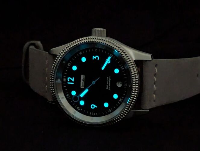 7369e7c326a1c6839bc561d7f9ec3d54_original