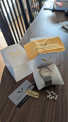 PXL_20260125_131600396