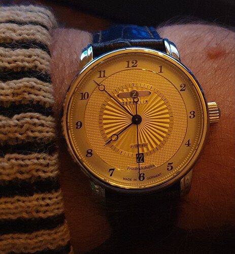 photo_2025-10-22_19-55-13