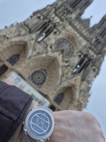 AjR2TMr2rbtQM1KJlAYkPTfagRUwqm6l