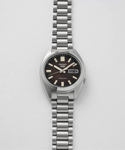 17561966163072600078320358567733