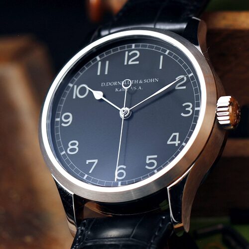 Dornbluth-Sohn-Quintus-Centre-Second-Steel-Black-Dial