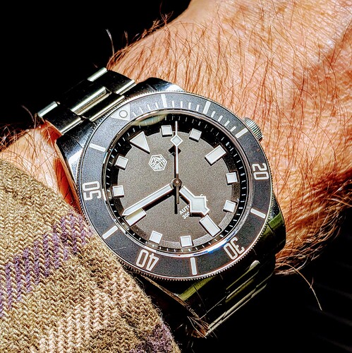 PXL_20251105_164614231