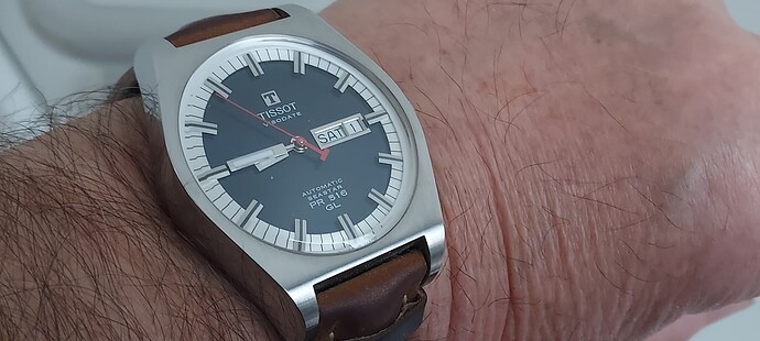 17619831394883378614676457159377