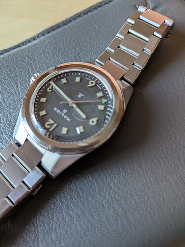 PXL_20251111_081731786